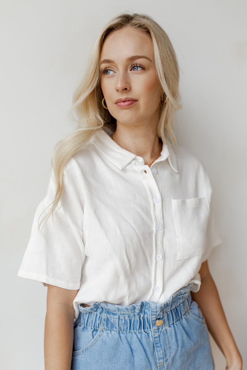 mode, collared button-up crop top