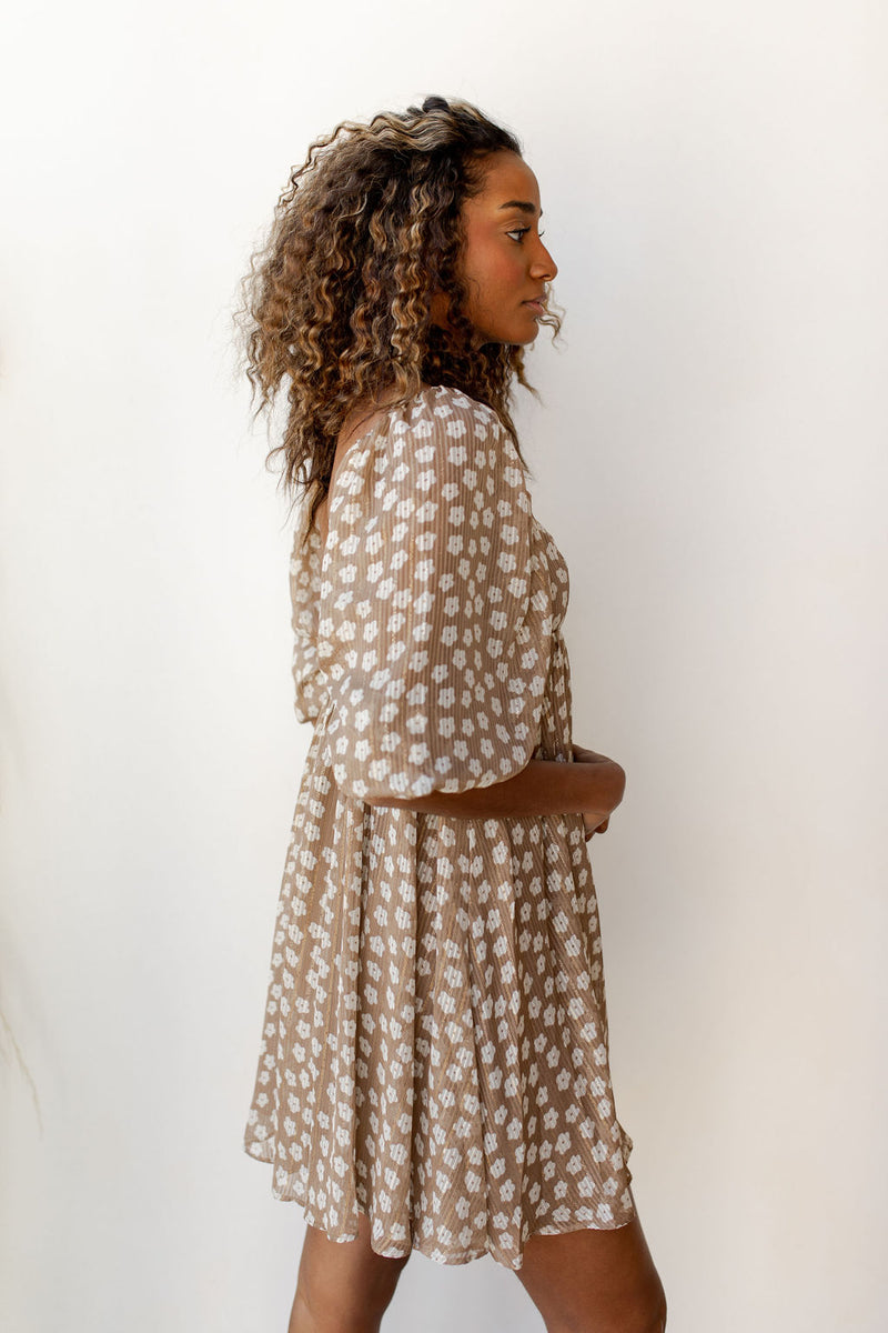 mode, muted floral dress