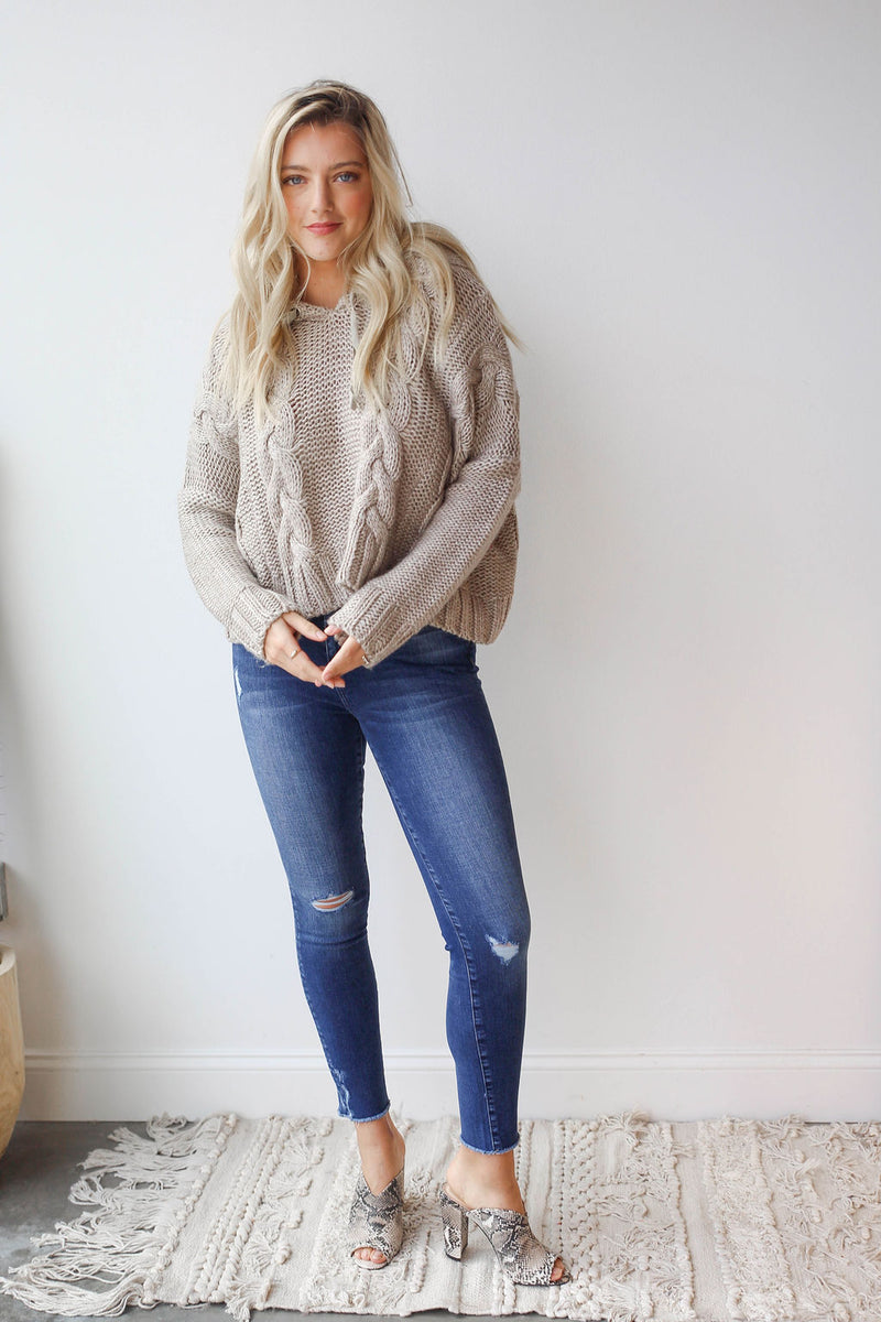 mode, chunky cable cropped hoodie