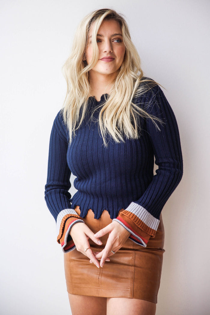 mode, jagged edges sweater