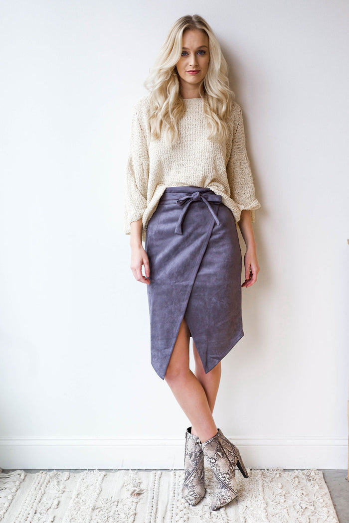 mode, suede midi skirt