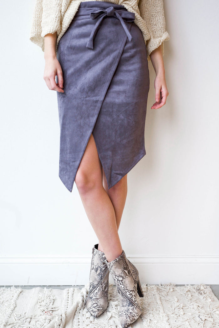 mode, suede midi skirt