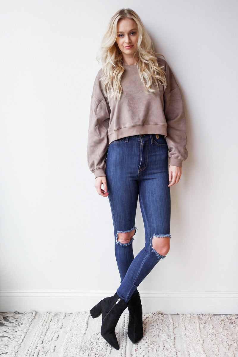 mode, high rise distressed skinny