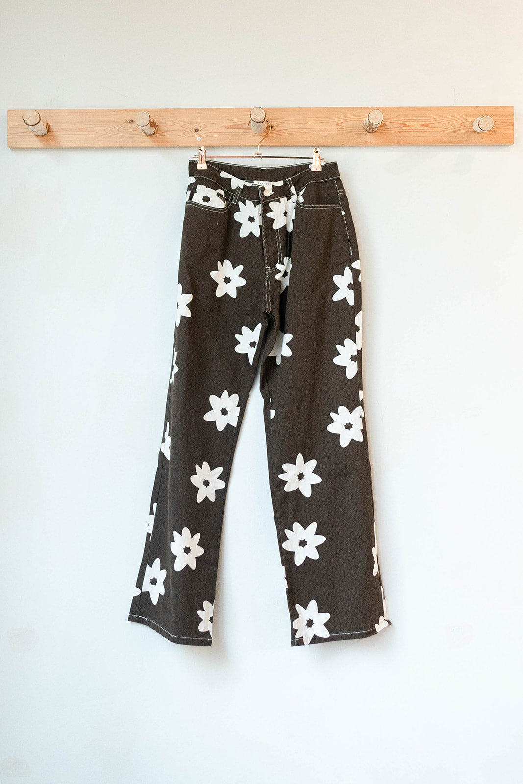 mode, fresh as a daisy pants