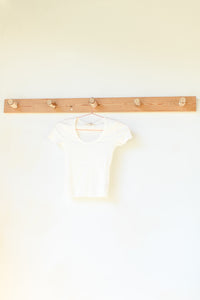 mode, scoop neck cap sleeve top