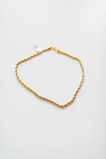 mode, golden rope necklace