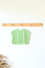 mode, cap sleeve cropped tee