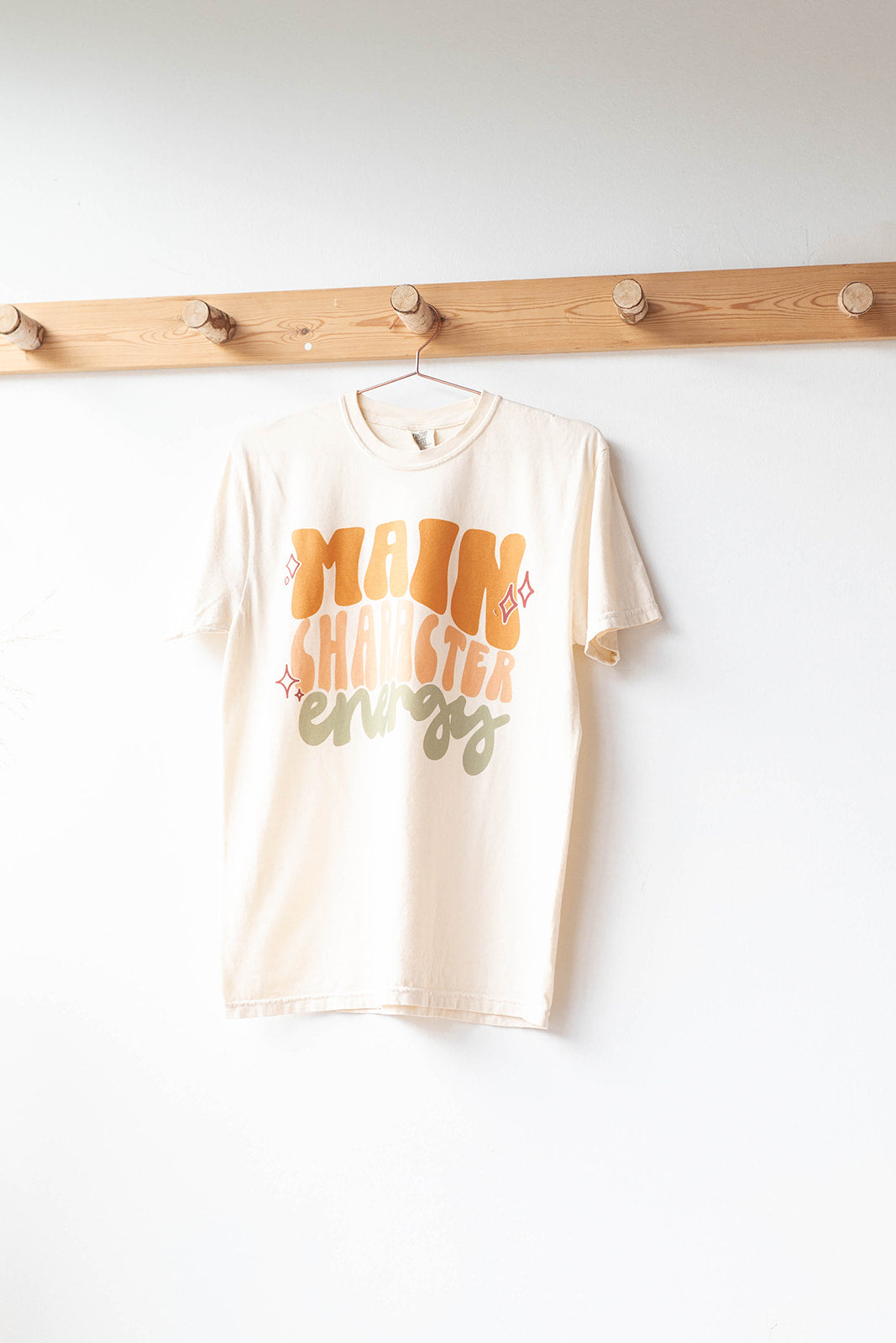 mode, main character energy tee
