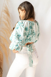mode, roses in bloom top