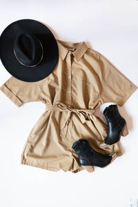 mode, safari girl romper