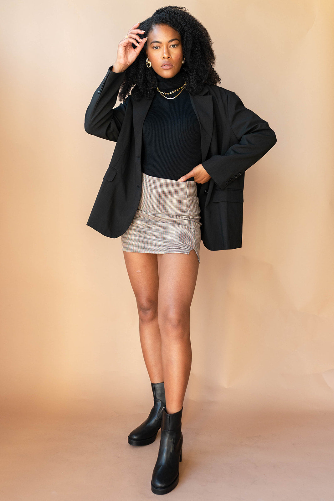 mode, dan houndstooth skirt