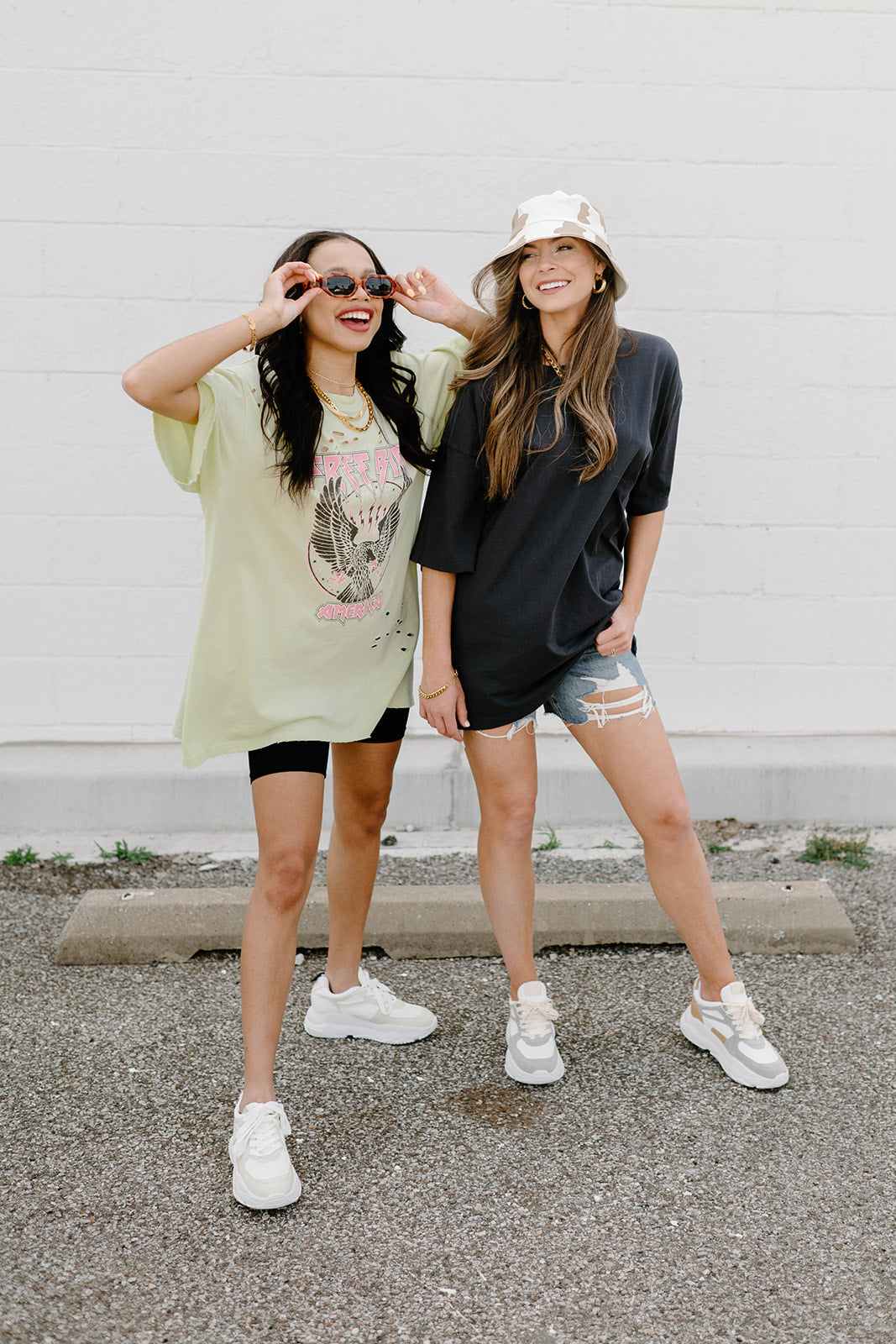 mode, devin high rise mom shorts