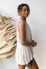 mode, v neck hi/low sleeveless top
