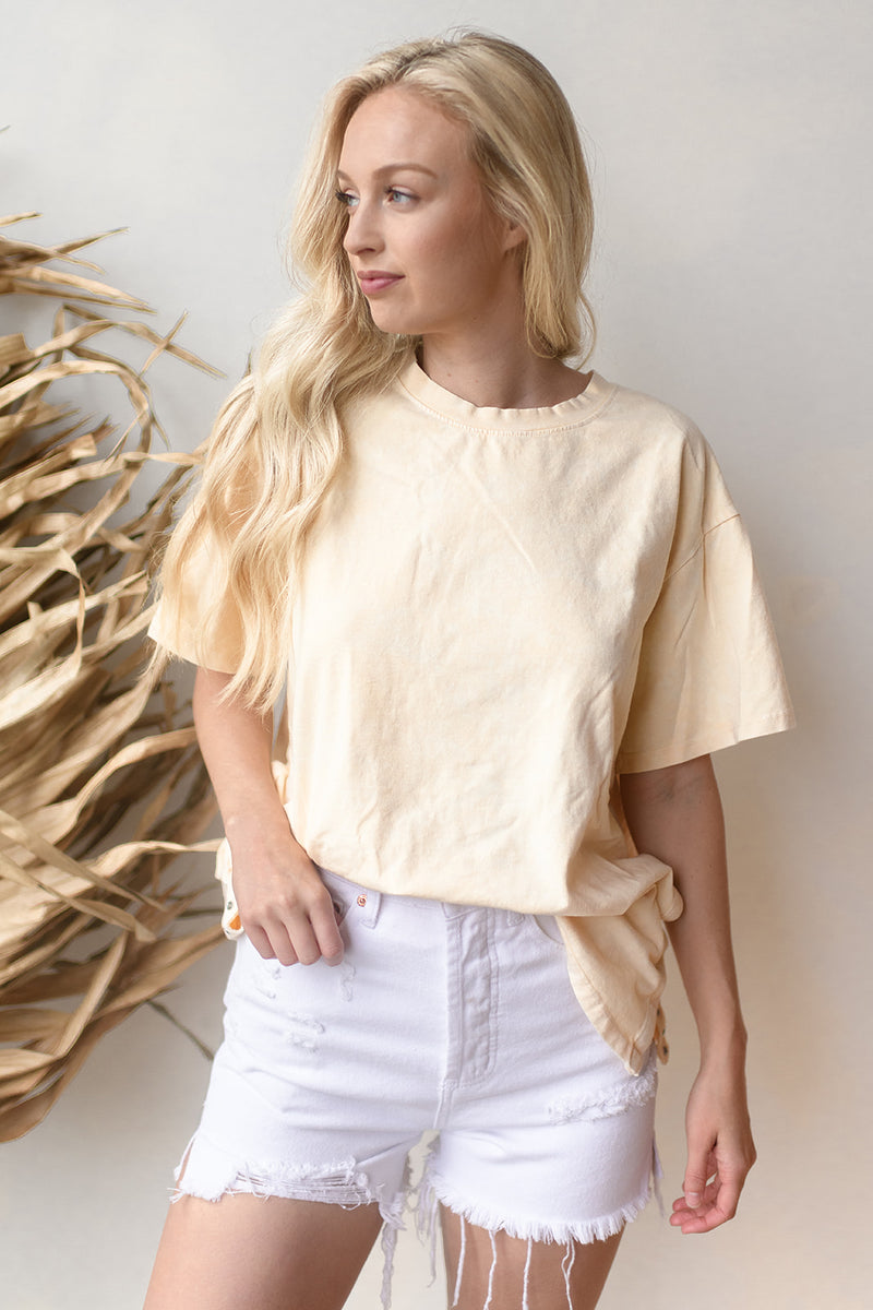 mode, side snap oversized tee