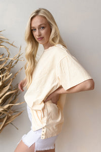 mode, side snap oversized tee