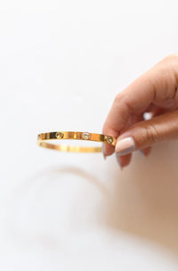 mode, nadine bangle