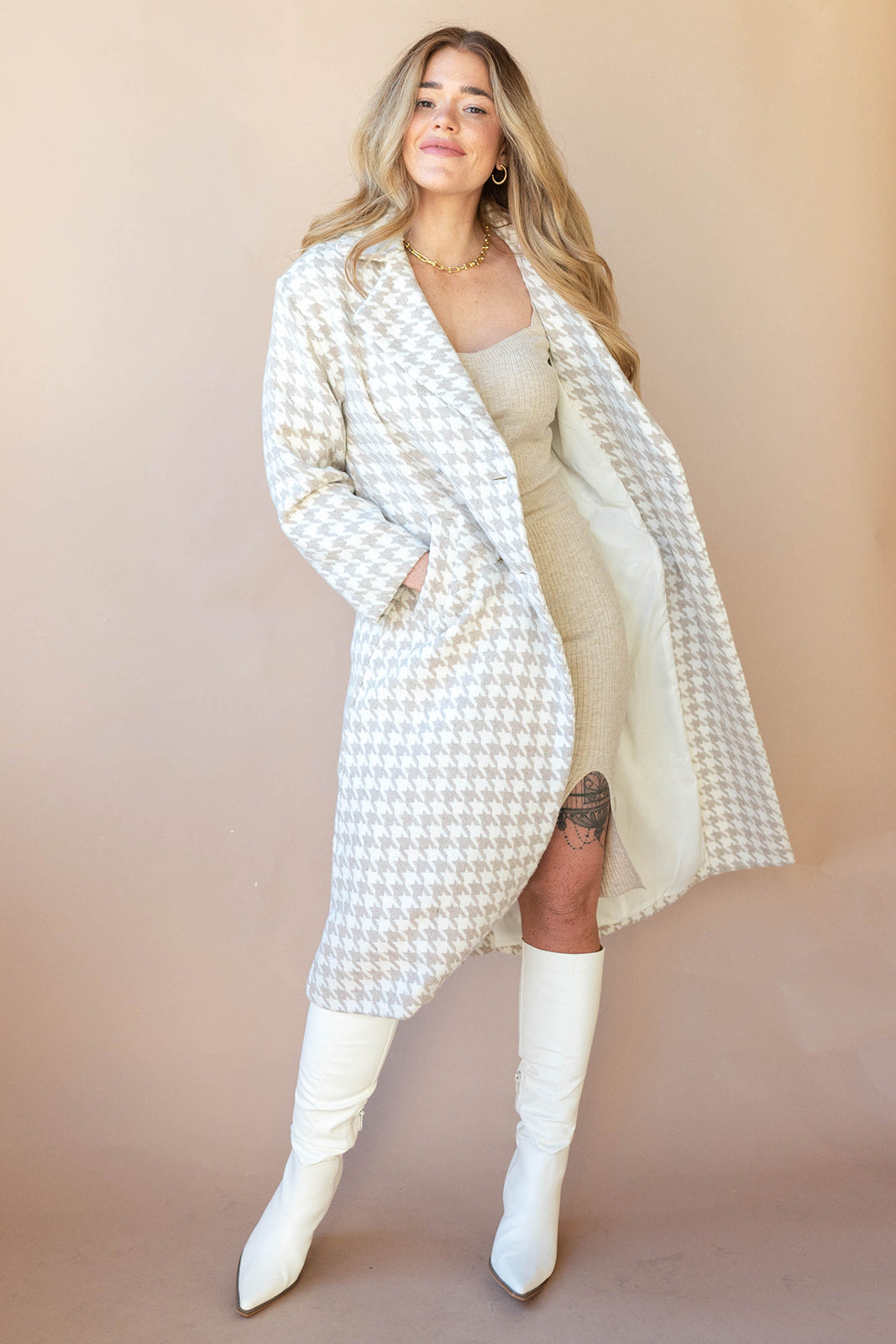 mode, elegant houndstooth coat