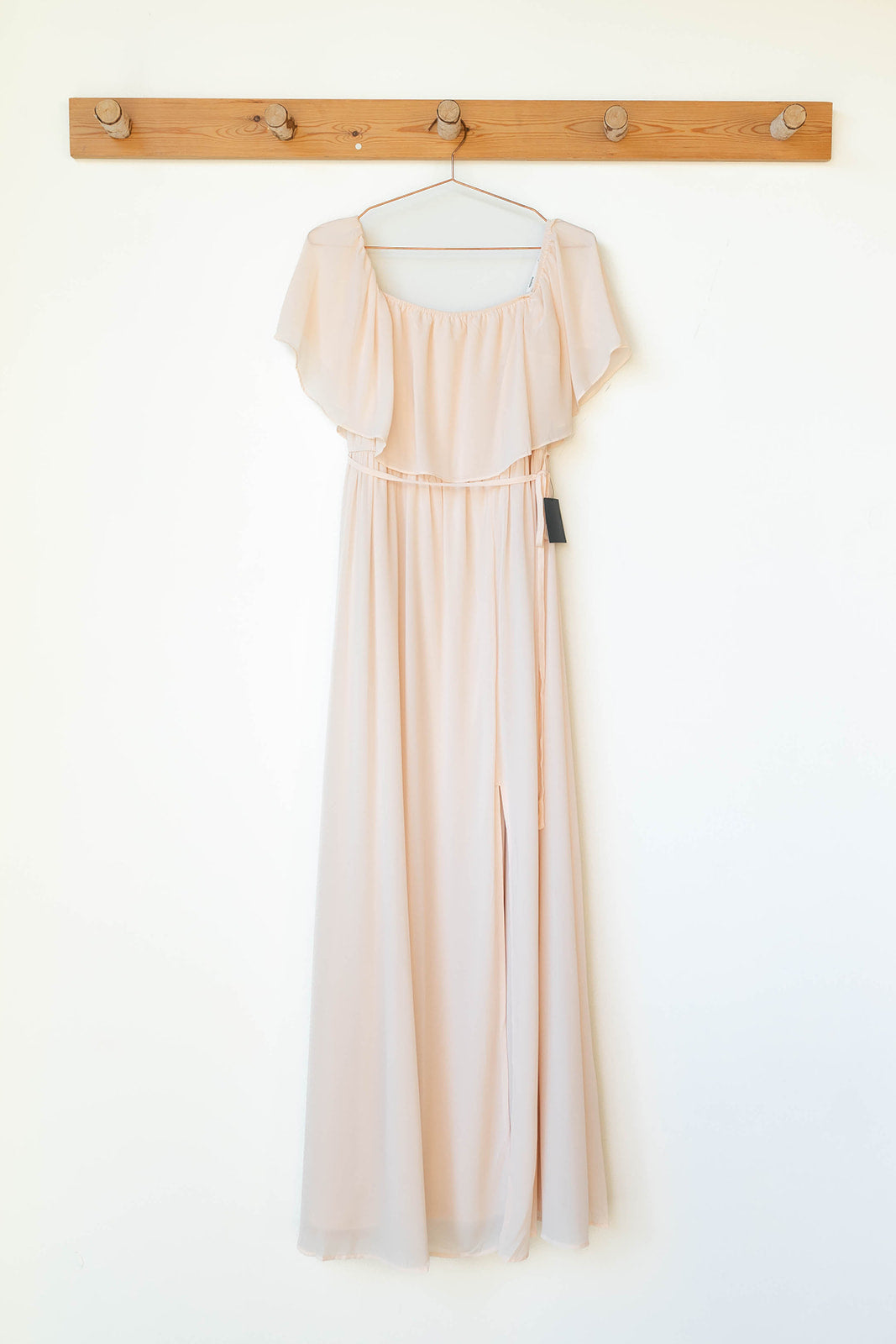 mode, true intentions off shoulder dress