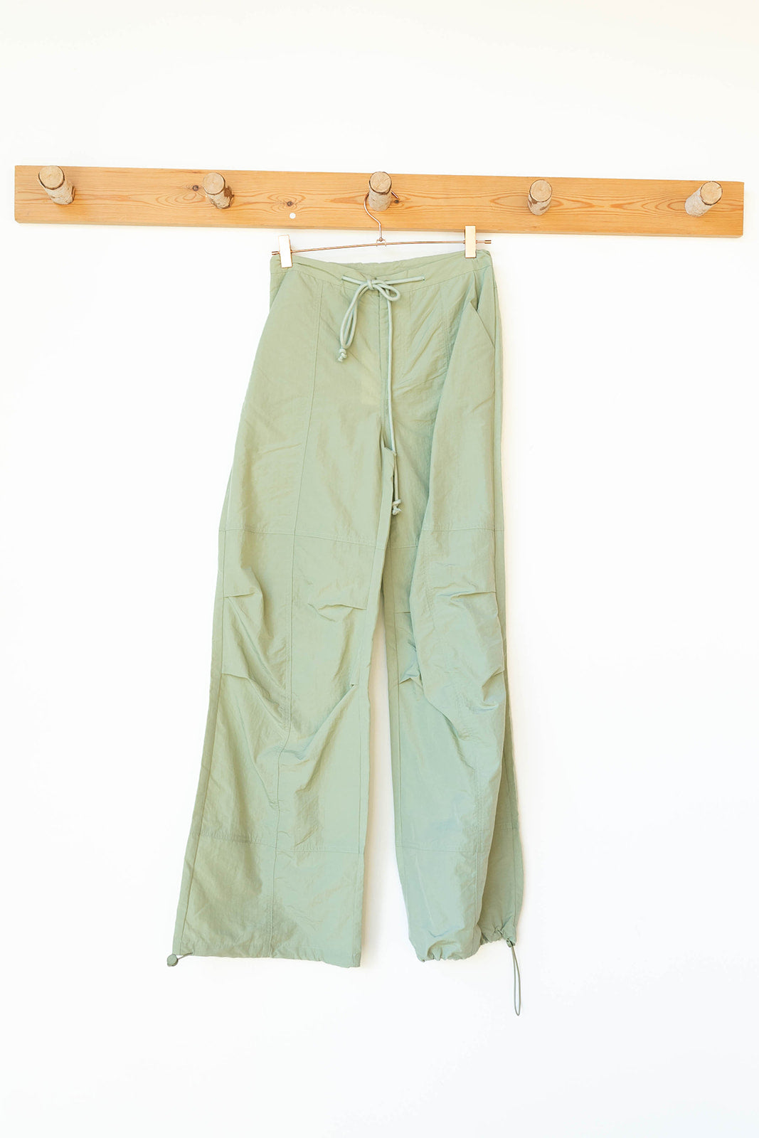 mode, work to play cargo pants
