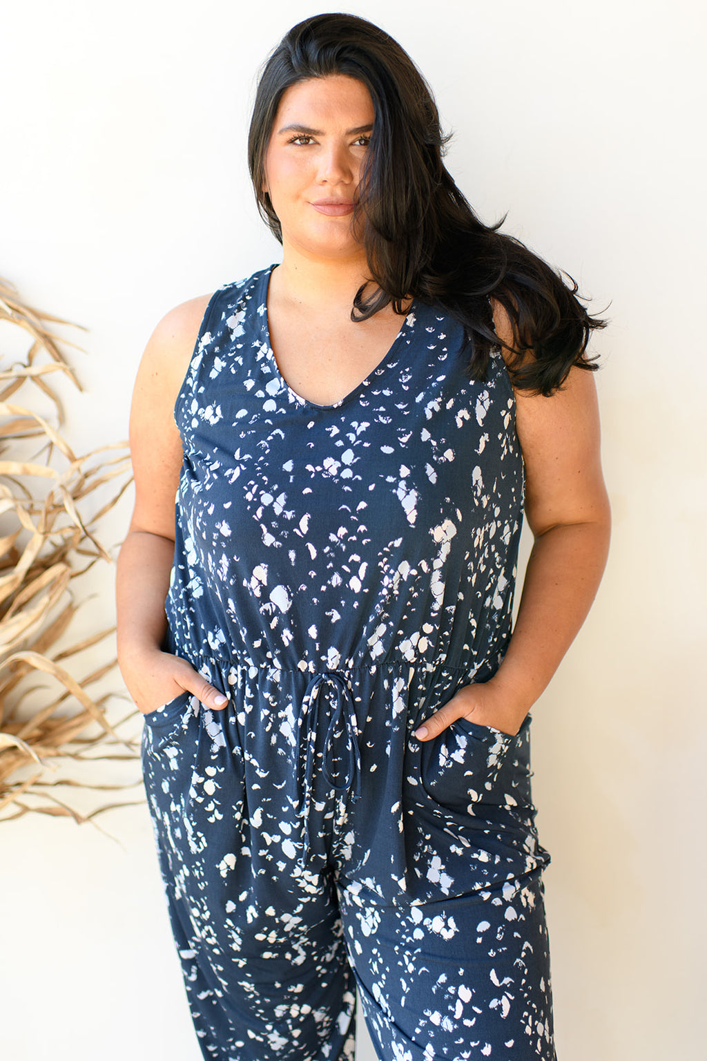 mode, sleeveless jumpsuit