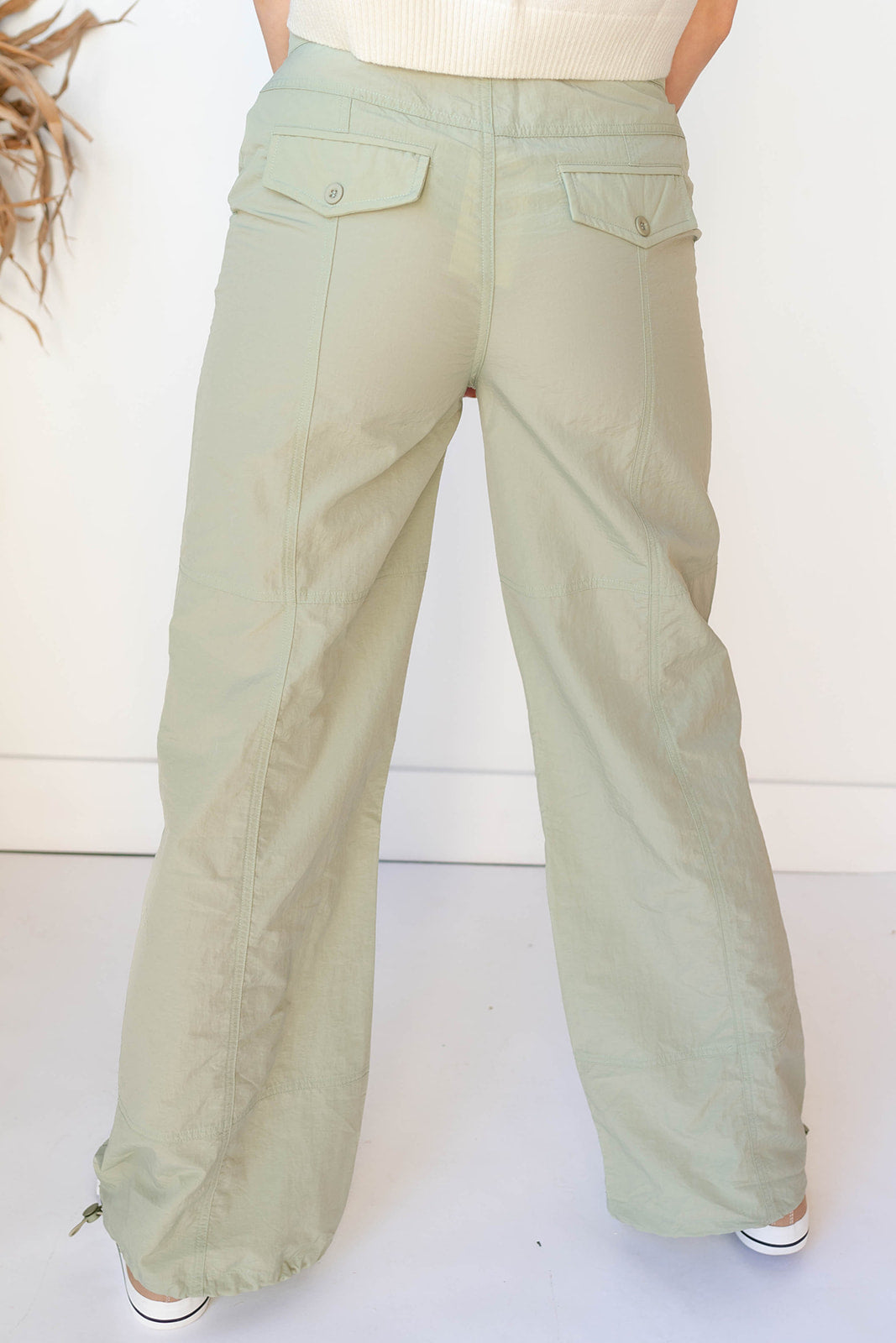 mode, work to play cargo pants