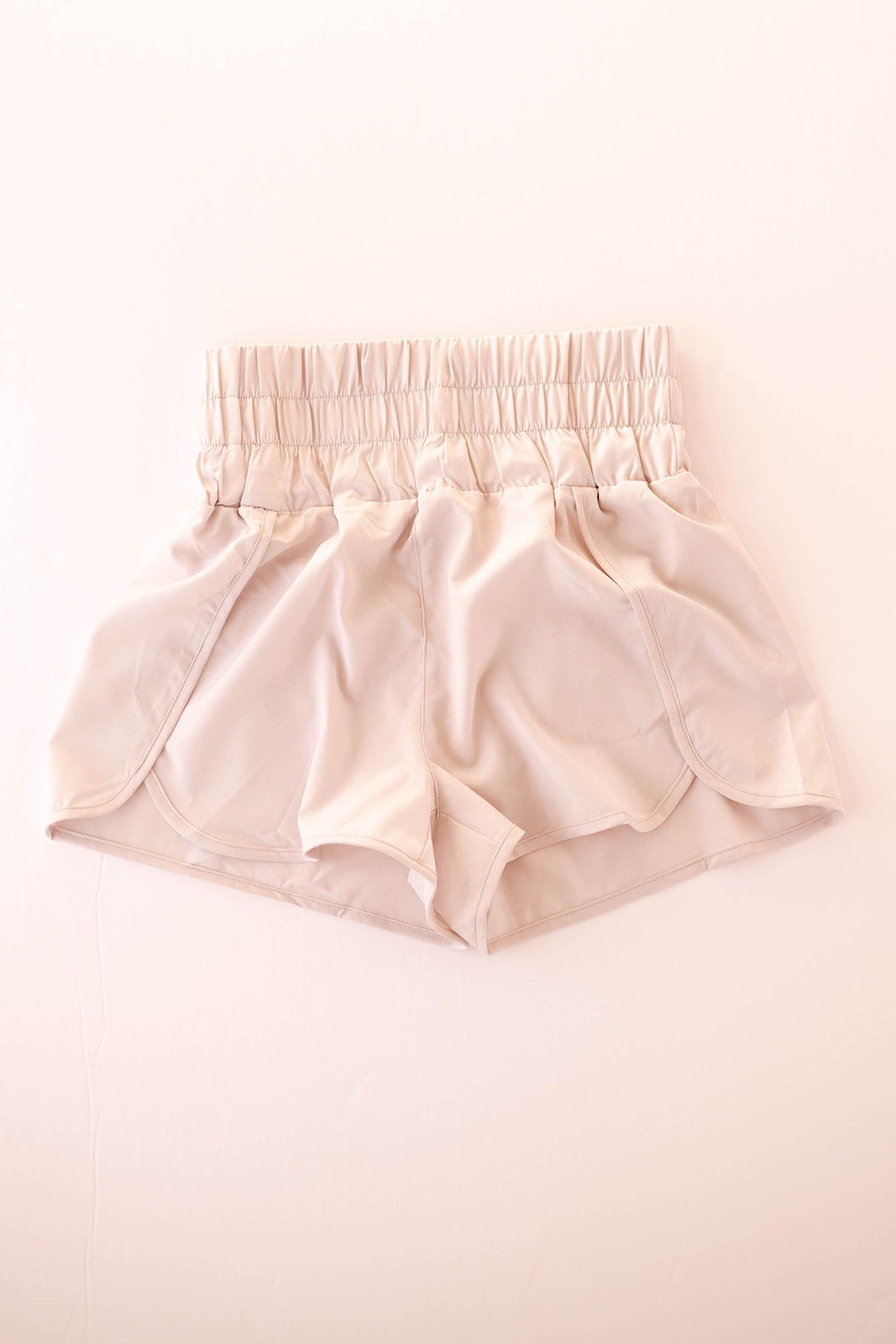 mode, running errands shorts