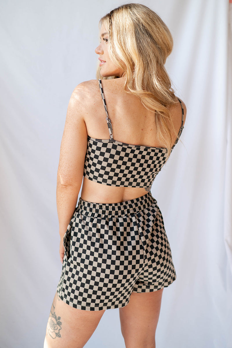 mode, the valley checkered shorts