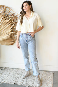 mode, velour cropped shirt