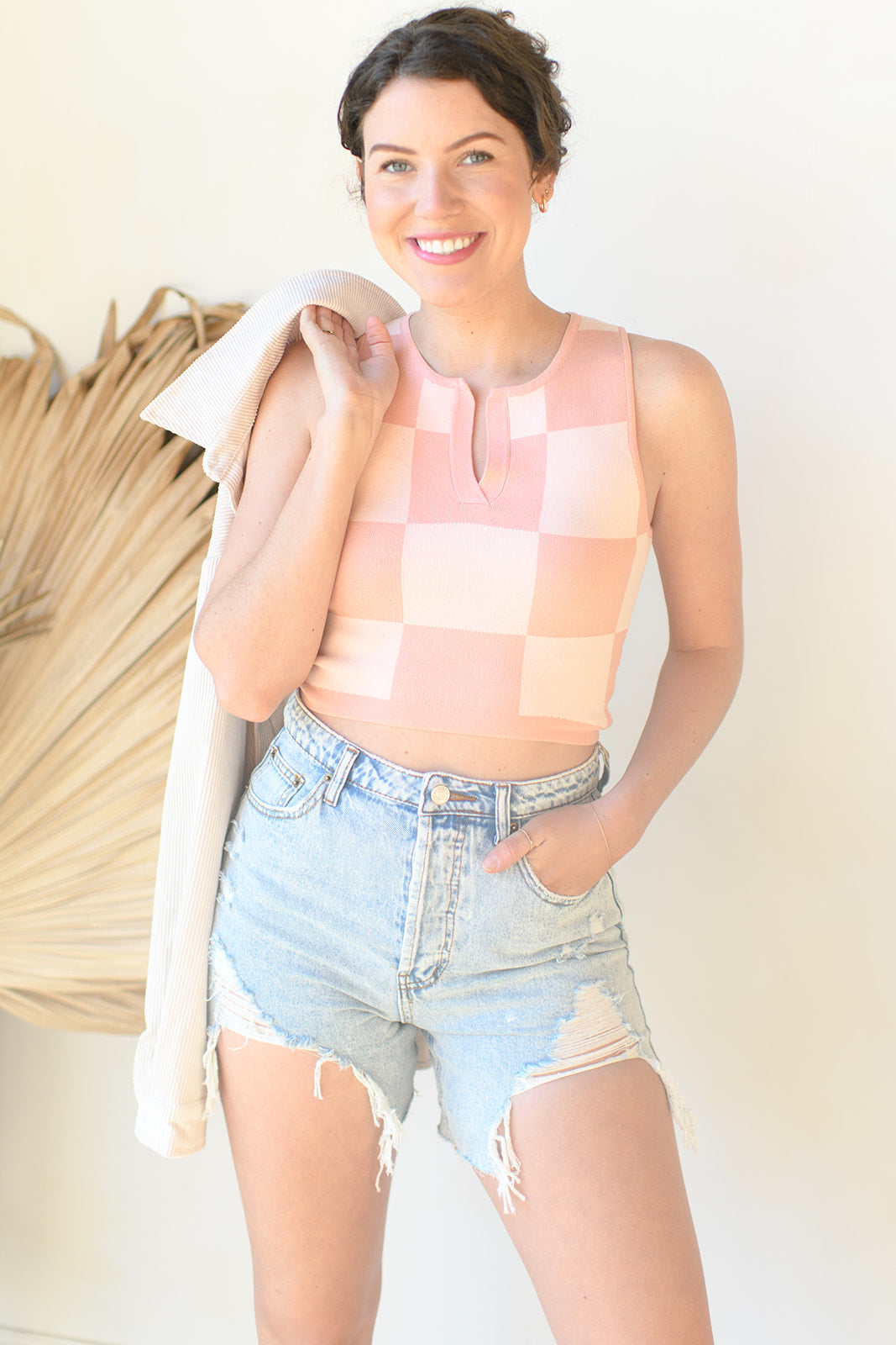 mode, pink checkmate top