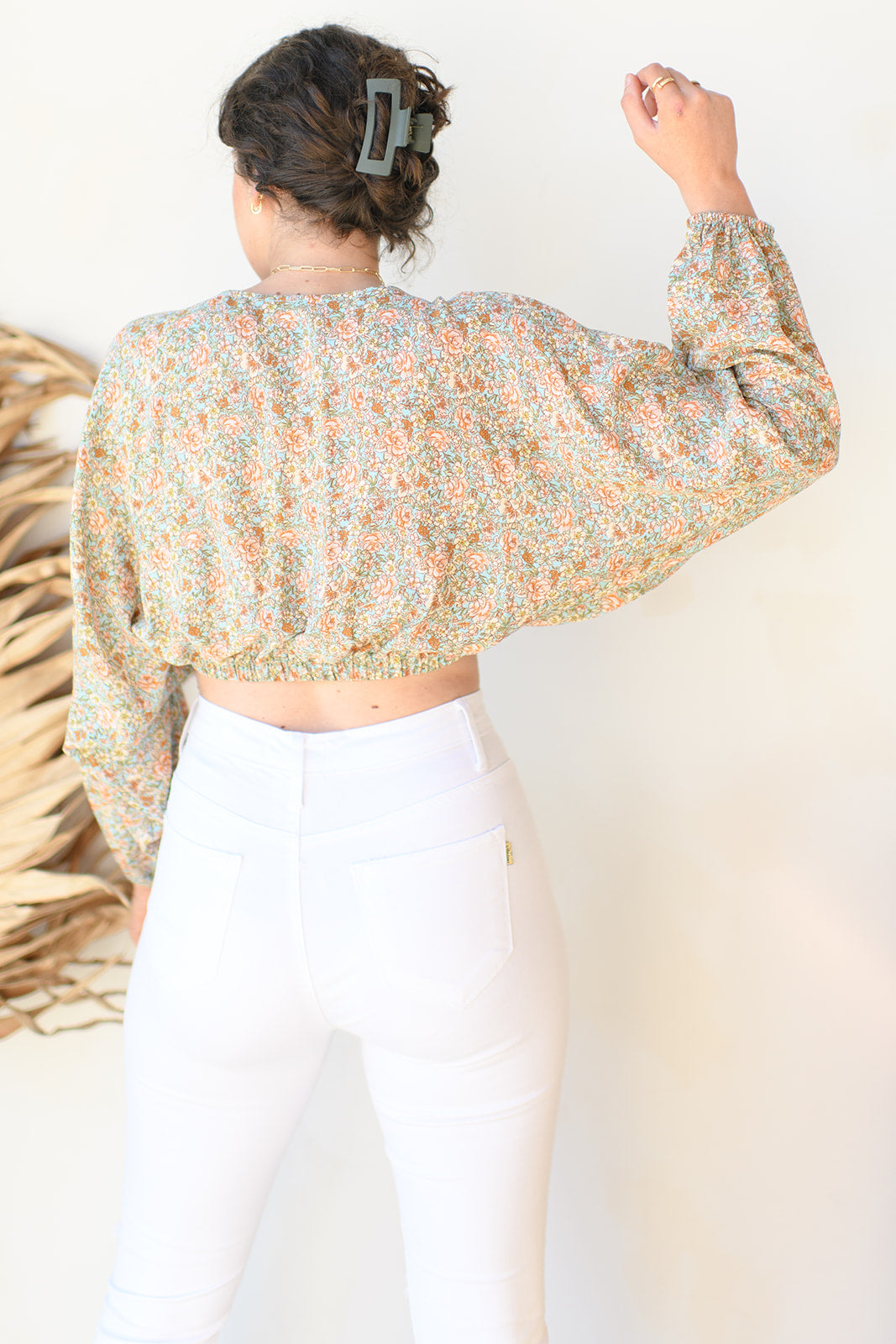 mode, midsummer florals tie front top