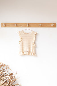 mode, crochet knit ruffle top
