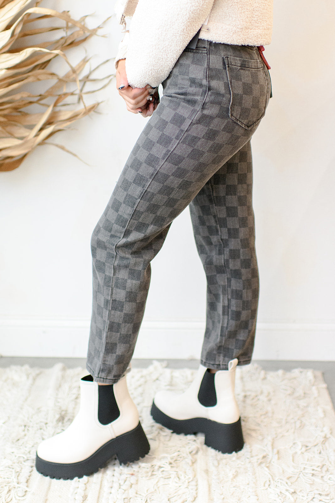 mode, these pants make me dance
