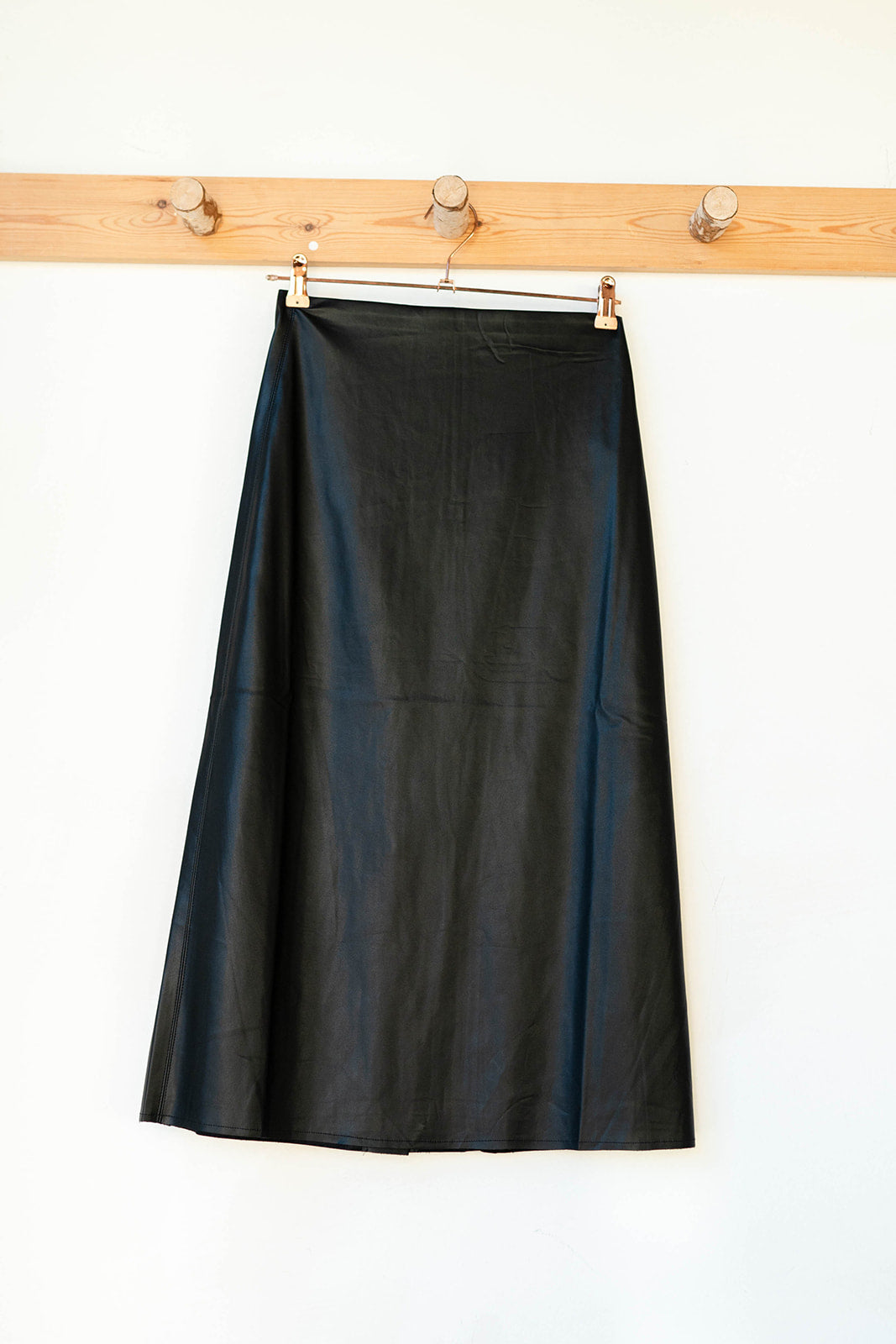 mode, daryn faux leather skirt