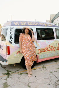 mode, to the maxi dress