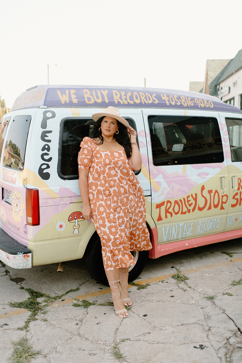 mode, to the maxi dress
