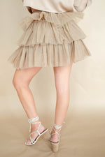 mode, romance tulle skirt