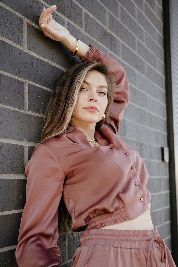 mode, the afternoon club set top