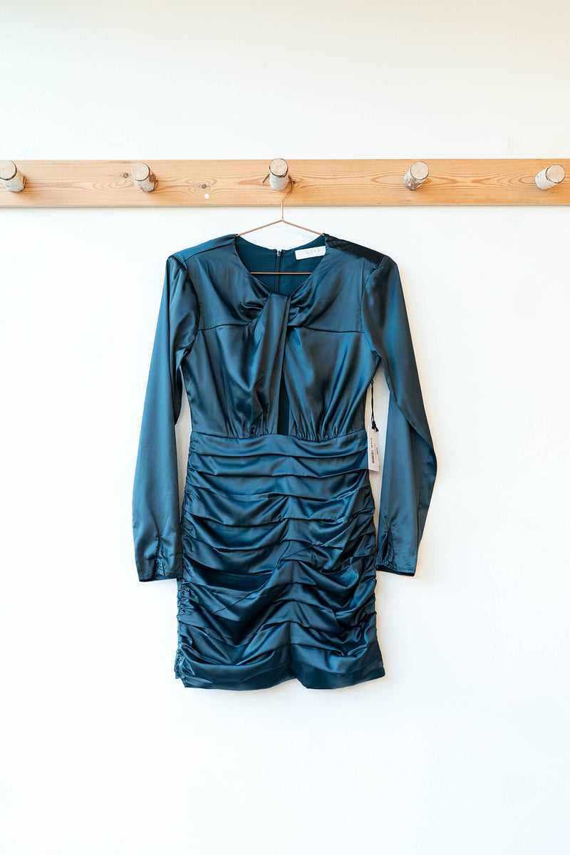 mode, petrova dress