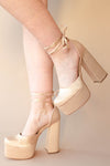 mode, emily heel