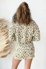 mode, abstract frayed hem skirt
