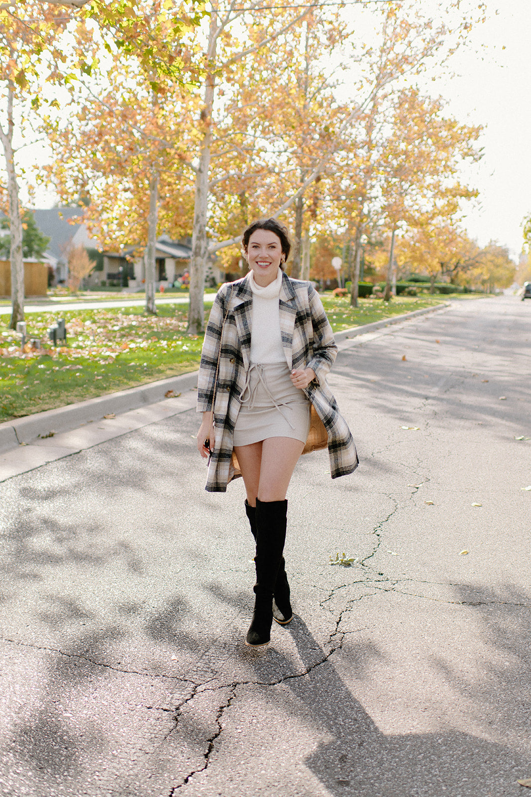 mode, criss cross apple sauce skirt