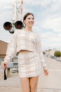 mode, plaid please crop sweater