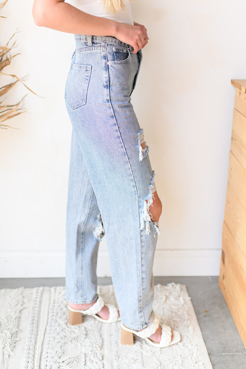 mode, jade destroyed jeans