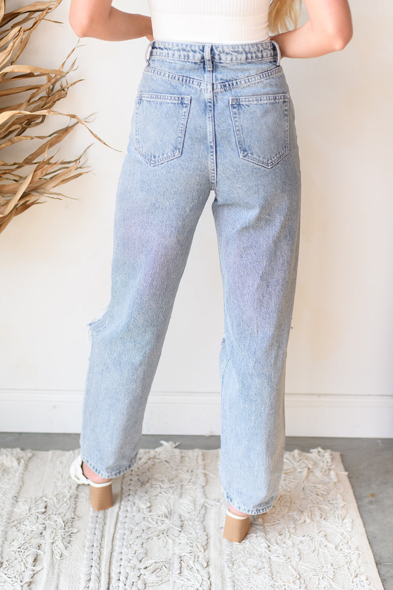 mode, jade destroyed jeans