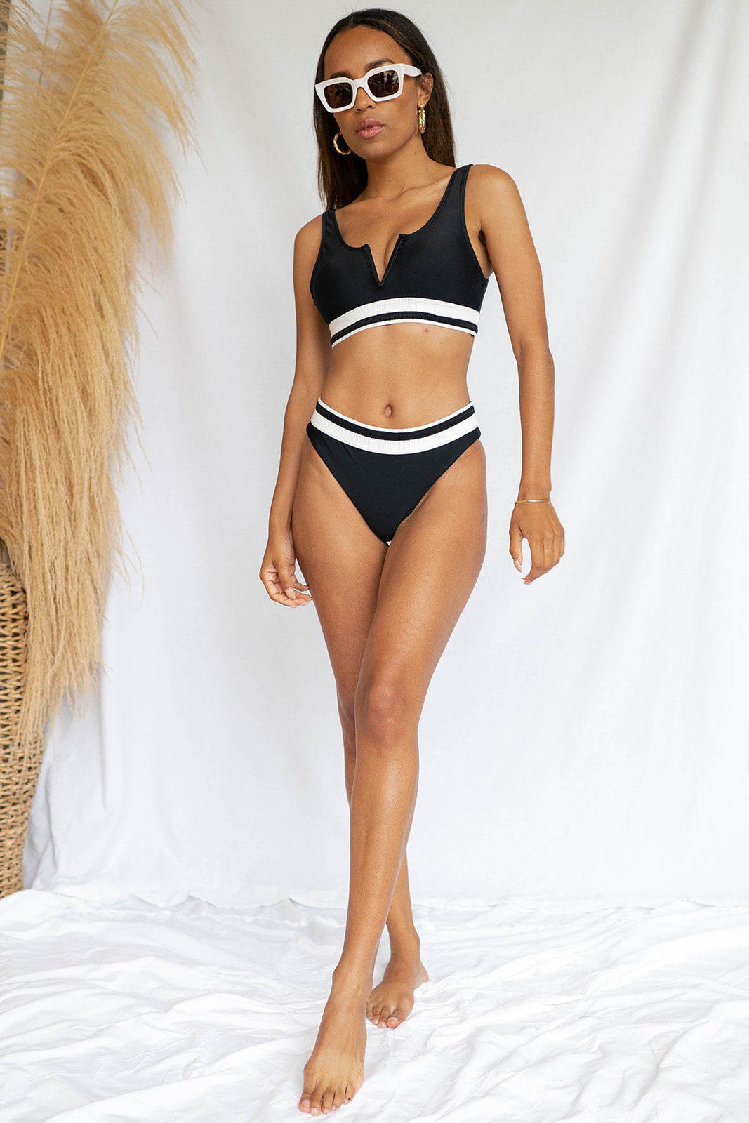 mode, sporty swim top