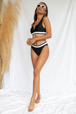 mode, sporty swim top