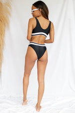 mode, sporty swim top