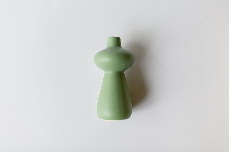 mode, green sister vases