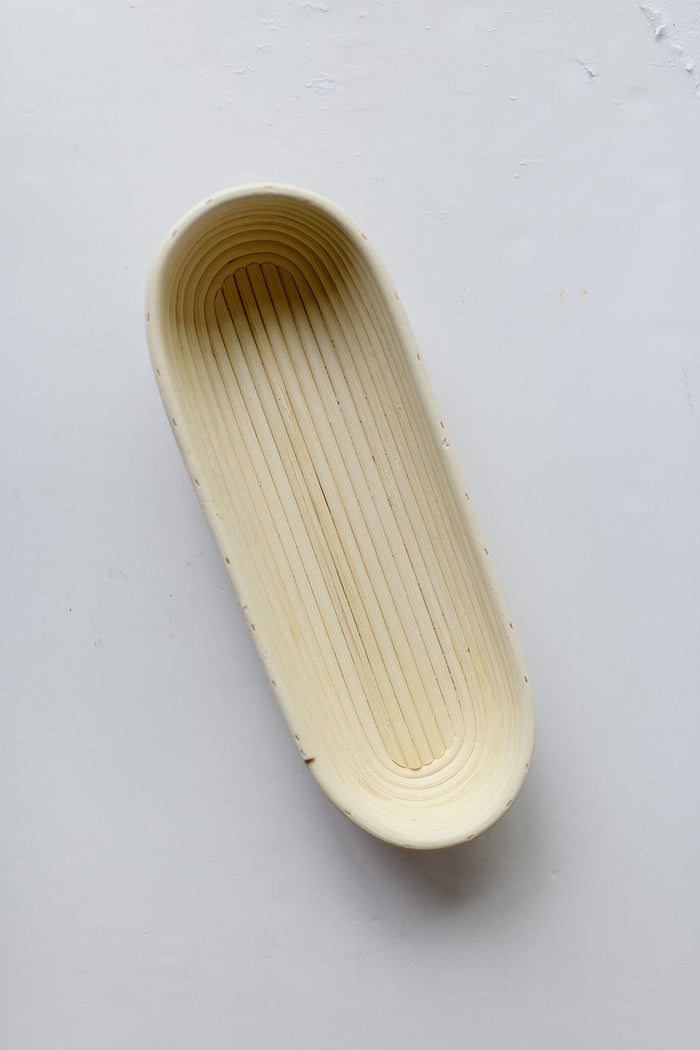 mode, woven rattan baguette basket