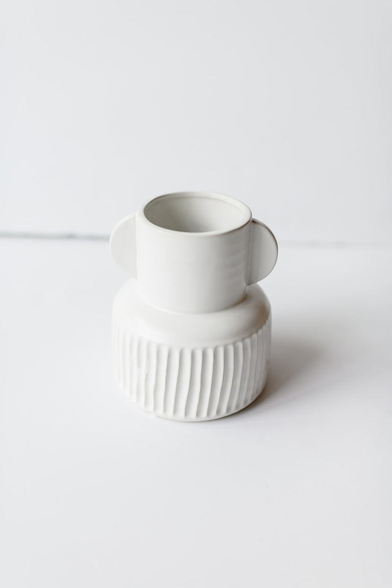 mode, pleated vase